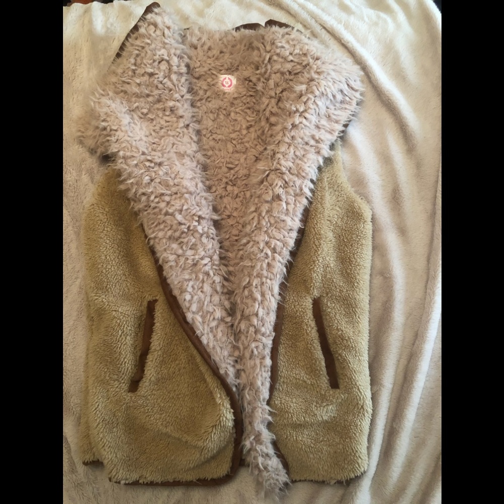 Sherpa Vest - One Size Fits All